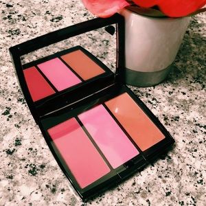 Anastasia Beverly Hills Blush Trio in Pink Passion